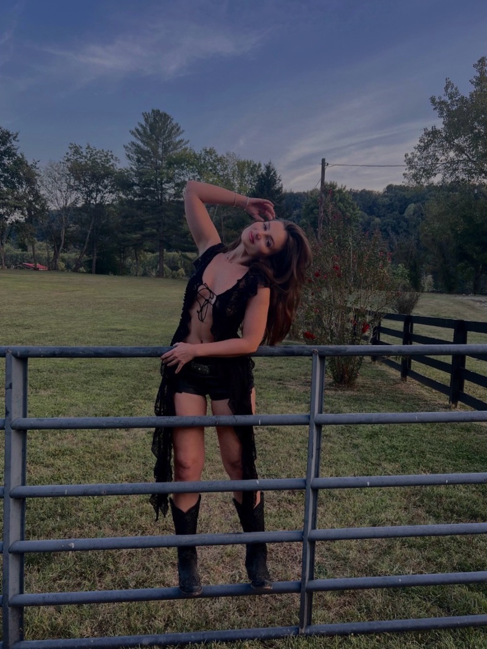 Stagecoach Outfit Black Lace Duster with Black Leather Shorts with Bull Buckle - Picture 3 of 4